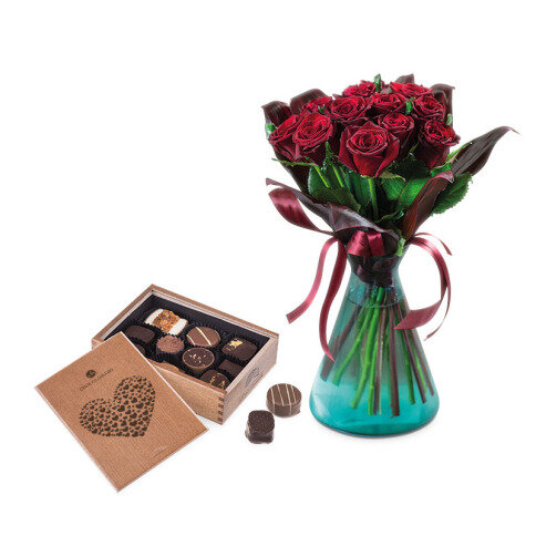 ruže a plnené čokoládky pre miláčika